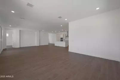 294 W Flax Drive, San Tan Valley, AZ 85140 - Photo 9