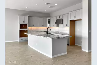 15787 W Mariposa Grande Street, Surprise, AZ 85387 - Photo 7