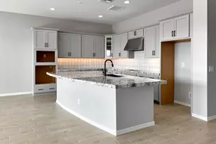 15787 W Mariposa Grande St, Surprise, AZ 85387 - Photo 7