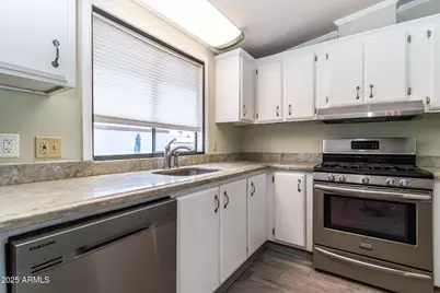 10955 N 79th Avenue #40, Peoria, AZ 85345 - Photo 21