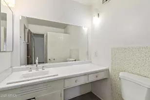 8033 N 56th Ave, Glendale, AZ 85302 - Photo 13