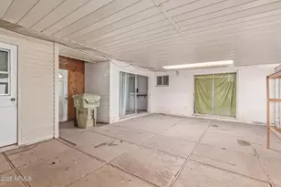 8033 N 56th Ave, Glendale, AZ 85302 - Photo 21