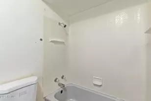 8033 N 56th Ave, Glendale, AZ 85302 - Photo 19