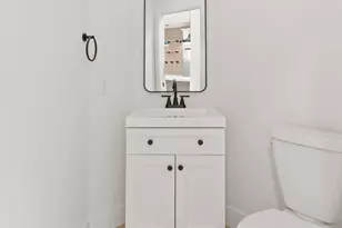 3221 N 37th St, Phoenix, AZ 85018 - Photo 15