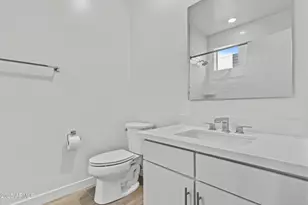 325 E Coronado Rd, Phoenix, AZ 85004 - Photo 27