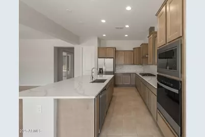 22482 E San Tan Boulevard, Queen Creek, AZ 85142 - Photo 13