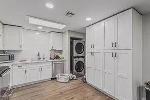 13039 N 19th Ave, Phoenix, AZ 85029 - Photo 9