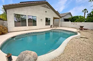 6617 W Cavedale Dr, Phoenix, AZ 85083 - Photo 9