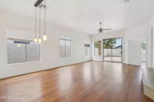 6617 W Cavedale Dr, Phoenix, AZ 85083 - Photo 7