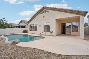 6617 W Cavedale Dr, Phoenix, AZ 85083 - Photo 5