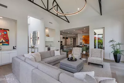 4416 N 37th Way, Phoenix, AZ 85018 - Photo 7