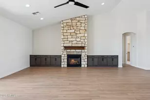 532 E Paint Your Wagon Trail, Phoenix, AZ 85085 - Photo 5