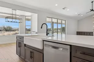 532 E Paint Your Wagon Trail, Phoenix, AZ 85085 - Photo 11