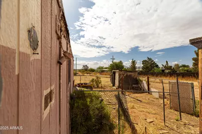 9519 E Guardian Lane, Hereford, AZ 85615 - Photo 13