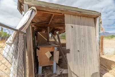 9519 E Guardian Lane, Hereford, AZ 85615 - Photo 15