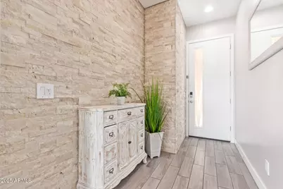 12083 W Peak View Road, Peoria, AZ 85383 - Photo 7