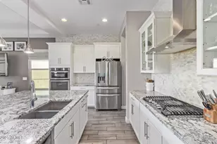 12083 W Peak View Rd, Peoria, AZ 85383 - Photo 13