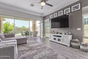 12083 W Peak View Rd, Peoria, AZ 85383 - Photo 9