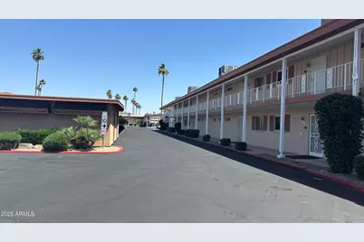 10810 N Fairway Court W, Sun City, AZ 85351 - Photo 15