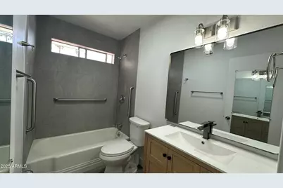 10810 N Fairway Court W, Sun City, AZ 85351 - Photo 11