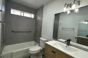 10810 N Fairway Ct W, Sun City, AZ 85351 - Photo 11