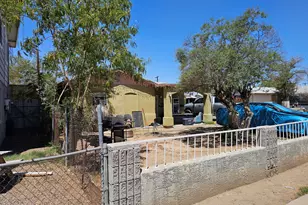 6706 N 54th Dr, Glendale, AZ 85301 - Photo 1