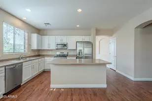 15902 W Hearn Rd, Surprise, AZ 85379 - Photo 11