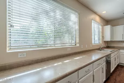 15902 W Hearn Road, Surprise, AZ 85379 - Photo 37