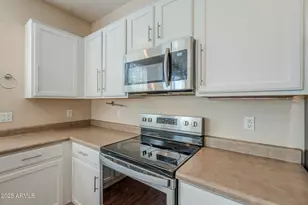 15902 W Hearn Rd, Surprise, AZ 85379 - Photo 35