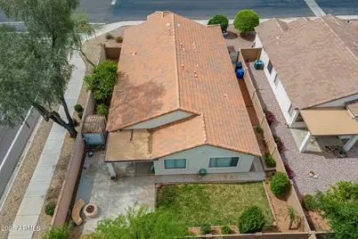 15902 W Hearn Road, Surprise, AZ 85379 - Photo 3