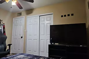 6530 W Turney Ave, Phoenix, AZ 85033 - Photo 15