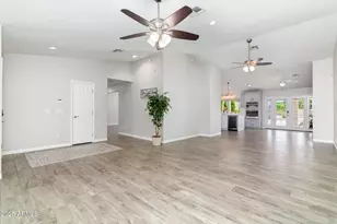 4107 E Fairview Cir, Mesa, AZ 85206 - Photo 11