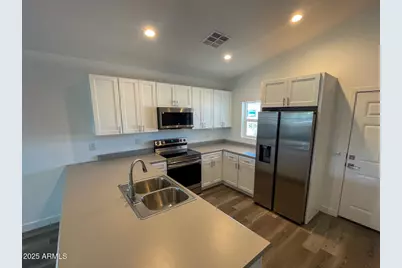 1110 E Pierce Street, Phoenix, AZ 85006 - Photo 11