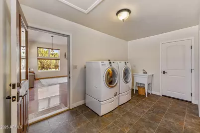 2335 Voyager Circle, Overgaard, AZ 85933 - Photo 5