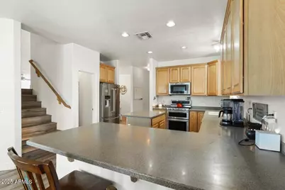 462 W Myrtle Drive, Chandler, AZ 85248 - Photo 5