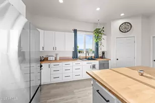 49102 N 530th Ave, Aguila, AZ 85320 - Photo 15