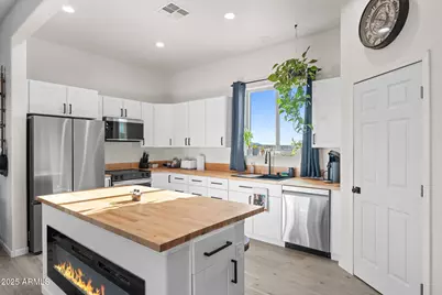 49102 N 530th Avenue, Aguila, AZ 85320 - Photo 11