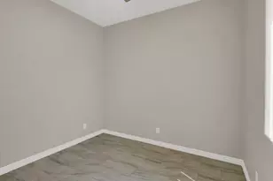 8854 W Augusta Ave, Glendale, AZ 85305 - Photo 23