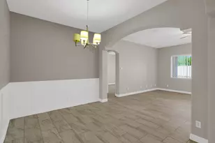 8854 W Augusta Ave, Glendale, AZ 85305 - Photo 27