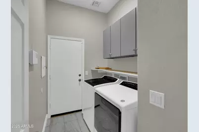 8854 W Augusta Avenue, Glendale, AZ 85305 - Photo 11