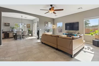 894 S Buena Vista Drive, Apache Junction, AZ 85120 - Photo 5