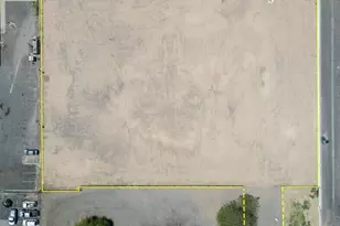 6866 W Indian School Rd, Phoenix, AZ 85033 - Photo 1