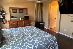 2411 W Lucia Dr, Phoenix, AZ 85085 - Photo 21