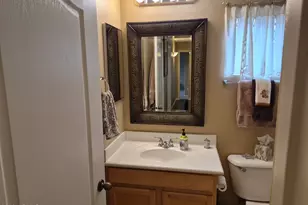 2411 W Lucia Dr, Phoenix, AZ 85085 - Photo 33