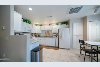 15252 N 100th Street #1134, Scottsdale, AZ 85260 - Photo 7