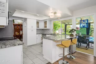 8419 E Stella Ln, Scottsdale, AZ 85250 - Photo 15