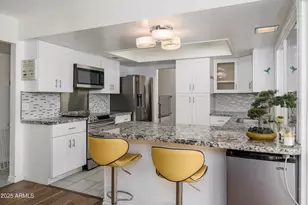 8419 E Stella Ln, Scottsdale, AZ 85250 - Photo 17