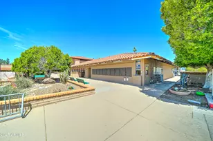 111 S Greenfield Rd, Mesa, AZ 85206 - Photo 29