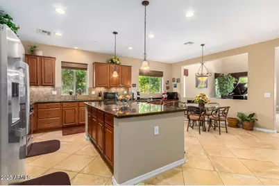 7039 W Katharine Way, Peoria, AZ 85383 - Photo 15