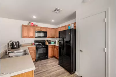 910 W Prior Avenue, Coolidge, AZ 85128 - Photo 7